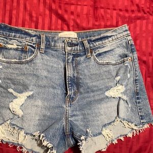 Abercrombie high rise mom shorts